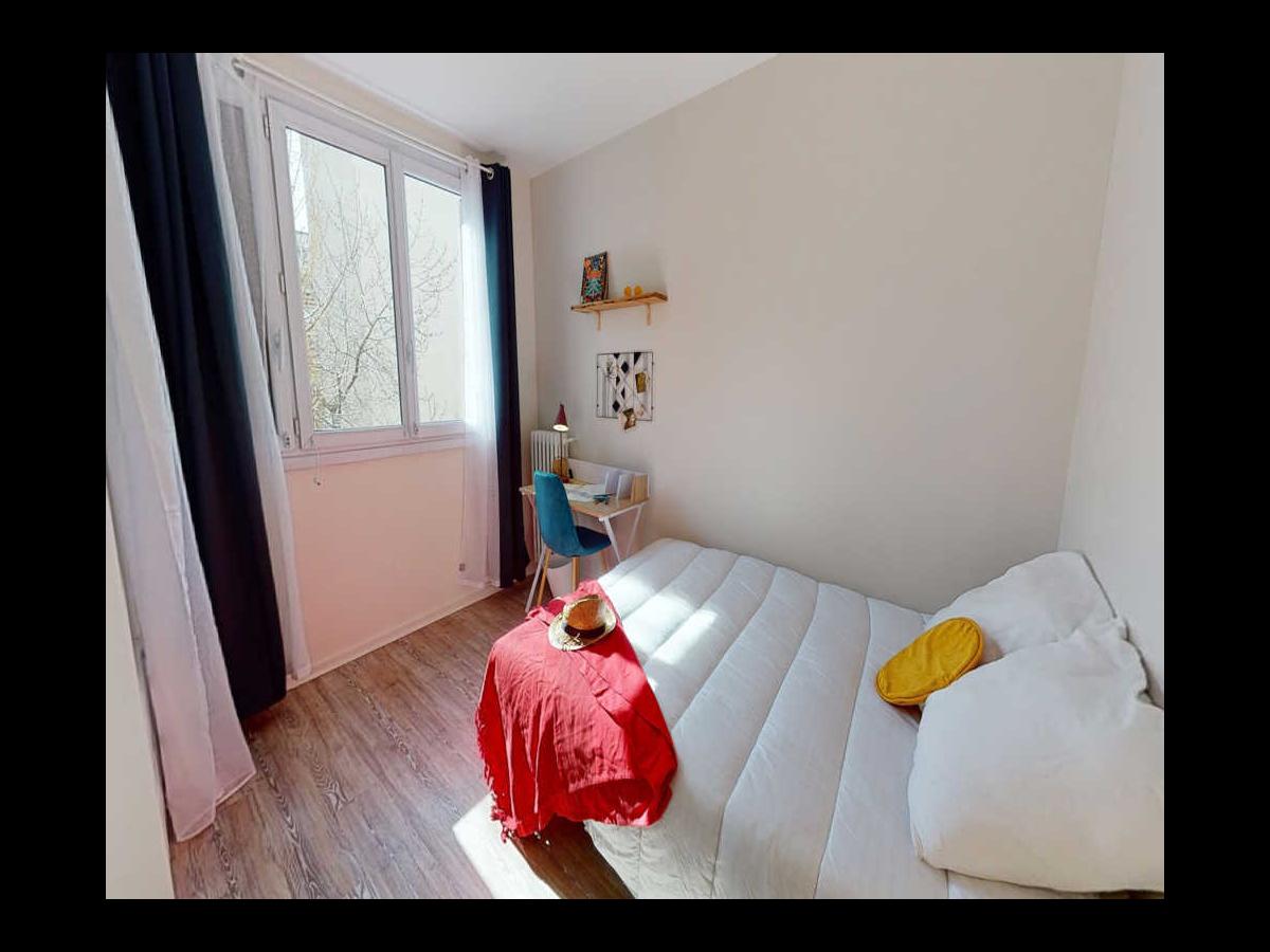 Colocation à Montpellier : 6 colocs / chambre dans appart 44 m² · Montpellier (photo 4/6)