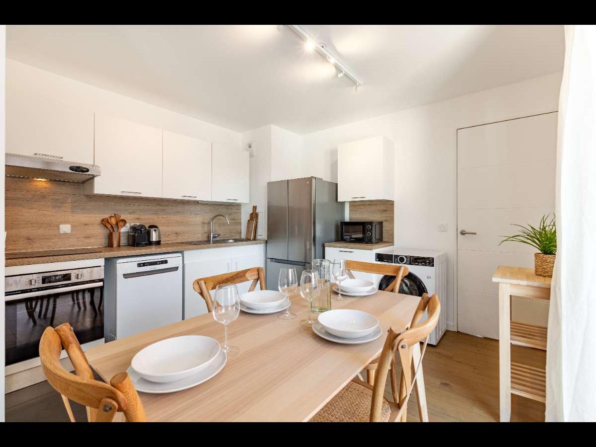 Colocation à Montpellier : Colocation Montpellier — chambre meublée · Port Marianne · (photo 4/6)