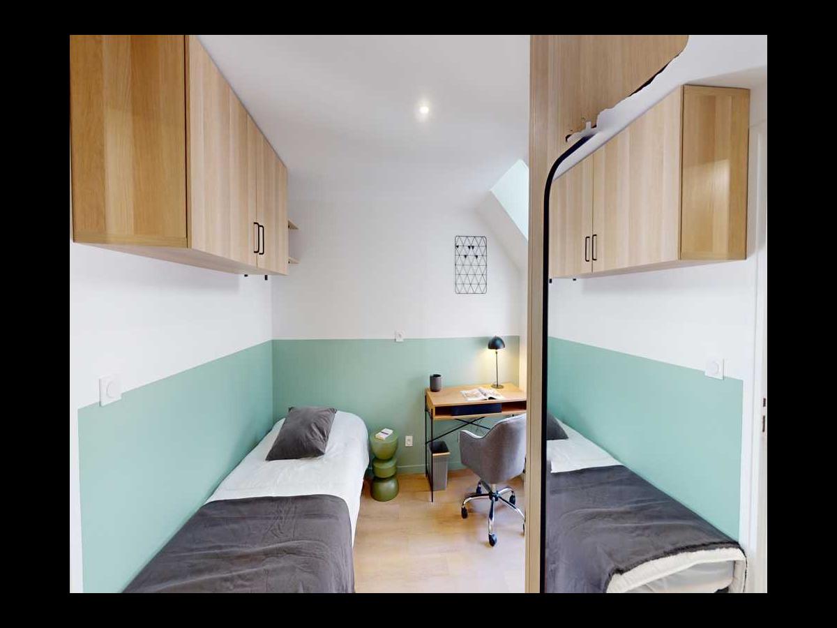 Colocation à Saint-Malo : Dispo juin · coloc calme · Intra-muros · Saint-Malo (photo 2/6)