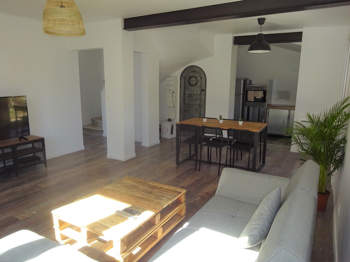 Colocation à Montpellier — Colocation Montpellier — chambre meublée · Antigone ·
