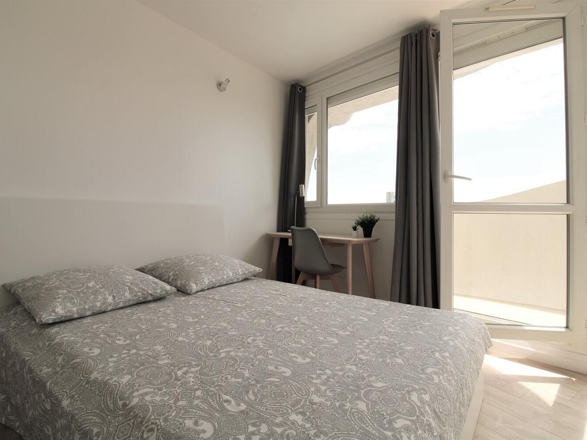 Colocation à Lille : Colocation Lille — chambre meublée · Wazemmes · (photo 3/6)