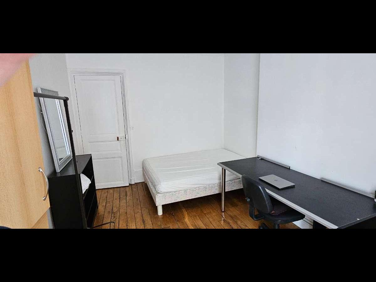 Colocation à Montreuil — Dispo décembre · coloc calme · Centre · Montreuil