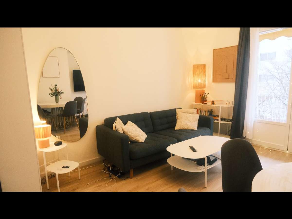 Colocation à Saint-Malo : Chambre avec bureau · Saint-Malo (60 m² le logement) (photo 4/6)