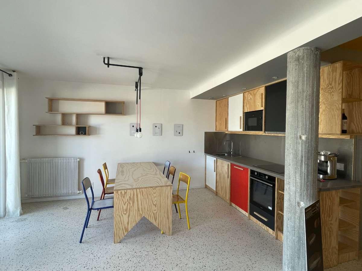Colocation à Lyon : Appartement 2 pièces · 66 m² — Guillotière · Lyon (photo 2/6)