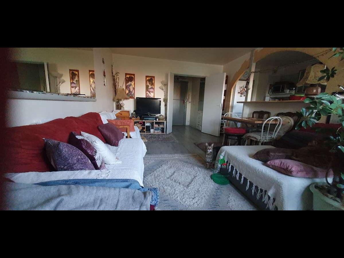 Colocation à Colmar — Appartement 5 pièces · 96 m² — Centre · Colmar Colocation à Colmar — Appartement 5 pièces · 96 m² — Centre · Colmar