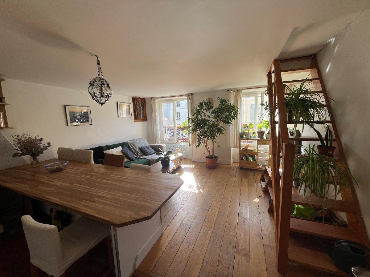 Colocation à Rodez : Chambre avec bureau · Rodez (59 m² le logement) (photo 5/6)