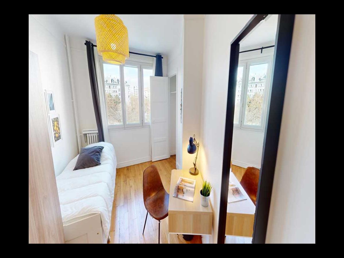 Colocation à Montpellier — 4 colocs / chambre dans appart 91 m² · Montpellier