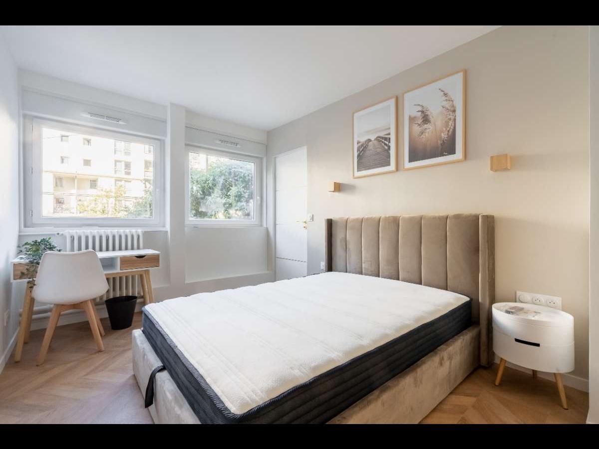 Colocation à Paris : 7 colocs / chambre dans appart 78 m² · Paris (photo 3/6)