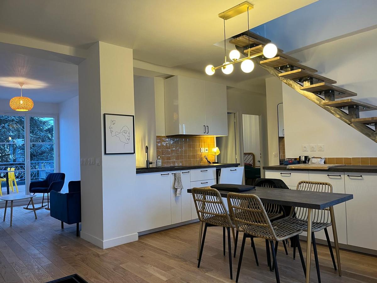 Colocation à Montpellier : Chambre avec bureau · Montpellier (41 m² le logement) (photo 2/6)