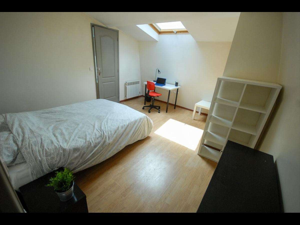 Colocation à Saint-Malo : Appartement 4 pièces · 87 m² — Paramé · Saint-Malo (photo 3/6)