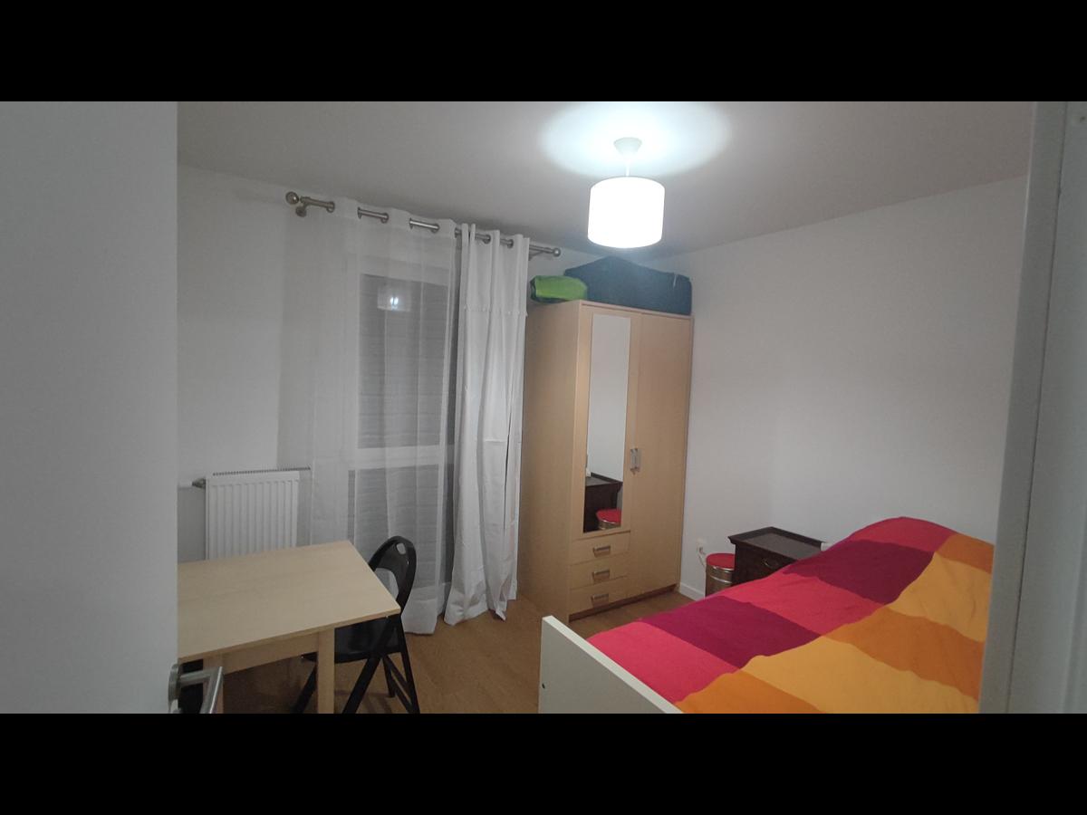 Colocation à Hyères : Appartement 3 pièces · 57 m² — Ayguade · Hyères (photo 2/6)