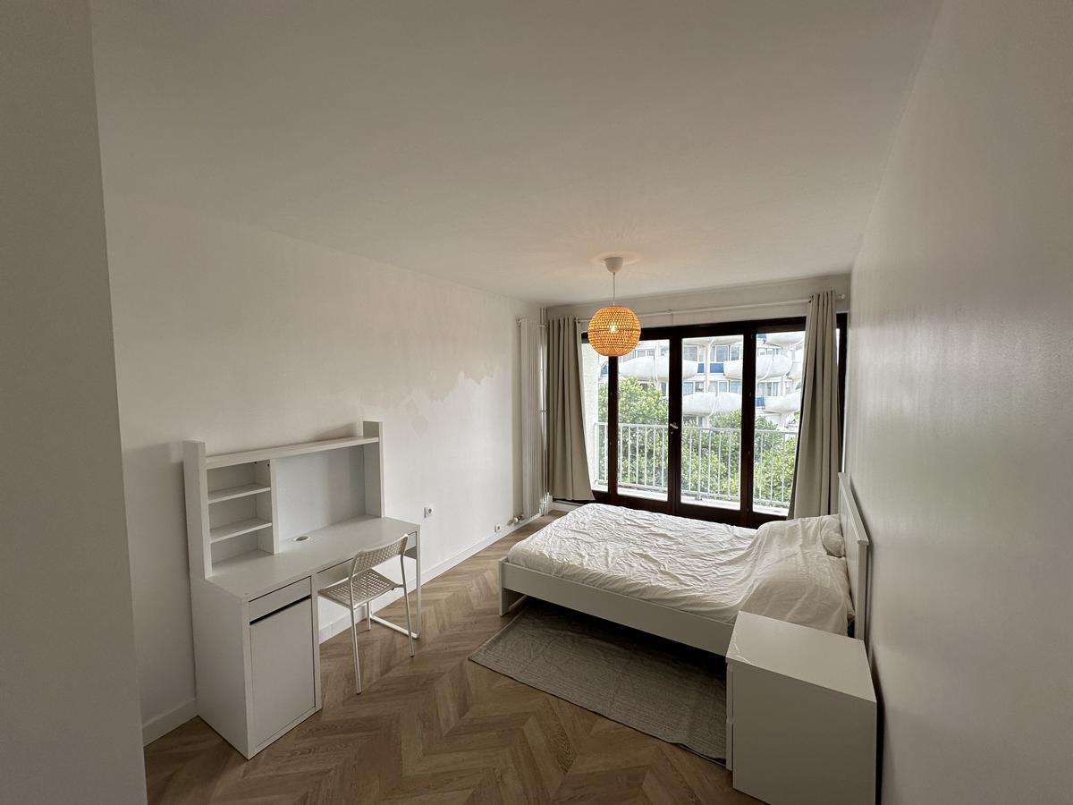 Colocation à Marseille : Dispo juin · coloc calme · Cours Julien · Marseille (photo 4/6)