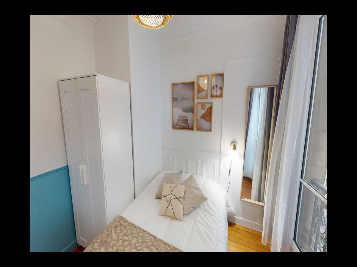 Colocation à La Seyne-Sur-Mer : Colocation La Seyne-sur-Mer — chambre meublée · Centre · (photo 3/6)