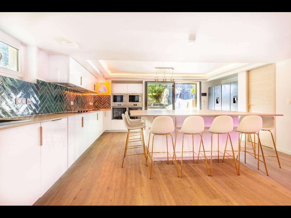 Colocation à Paris — Dispo mai · coloc calme · Batignolles · Paris Colocation à Paris — Dispo mai · coloc calme · Batignolles · Paris