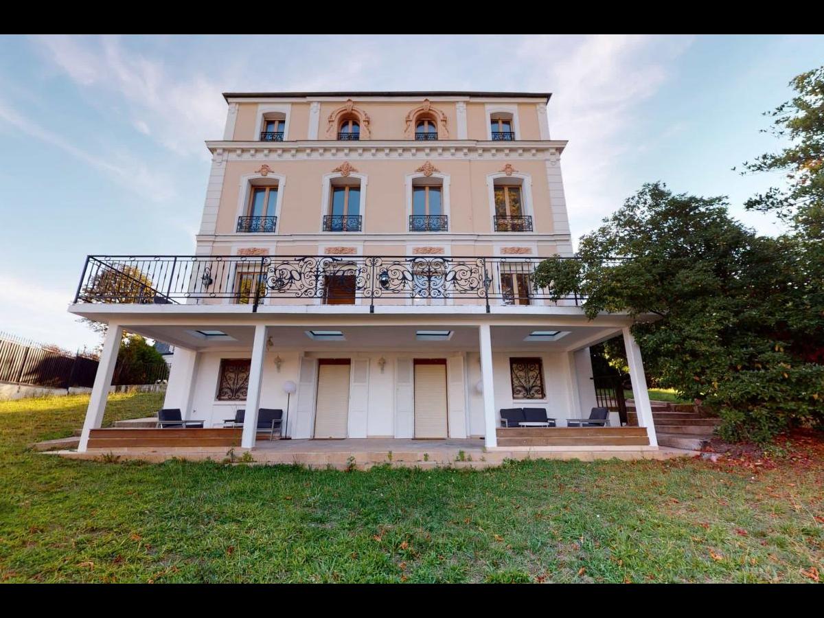 Colocation à Lyon : Dispo novembre · coloc calme · Croix-Rousse · Lyon (photo 2/6)