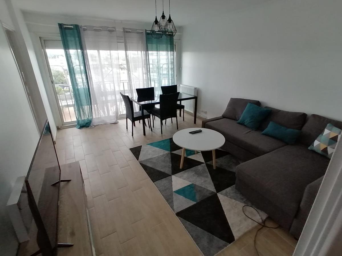 Colocation à Saint-Malo — 3 colocs / chambre dans appart 74 m² · Saint-Malo