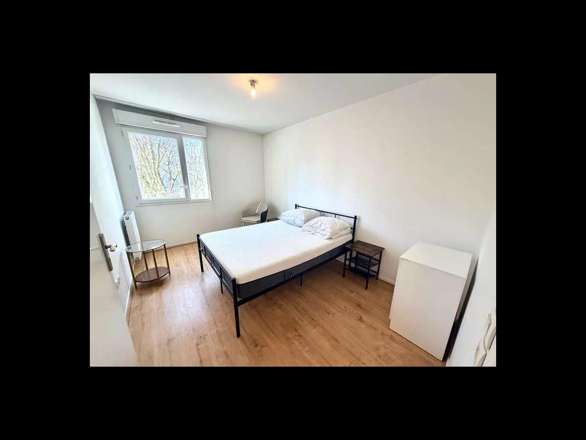 Colocation à Strasbourg : Appartement 3 pièces · 89 m² — Neudorf · Strasbourg (photo 5/6)