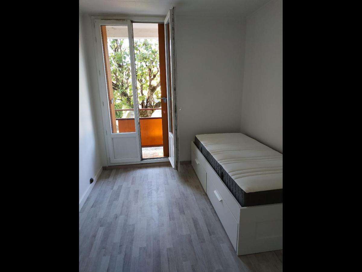 Colocation à Bastia : Appartement 5 pièces · 43 m² — Toga · Bastia (photo 3/6)
