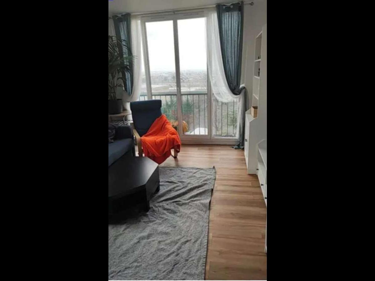 Colocation à Nîmes : Appartement 2 pièces · 91 m² — Écusson · Nîmes (photo 5/6)