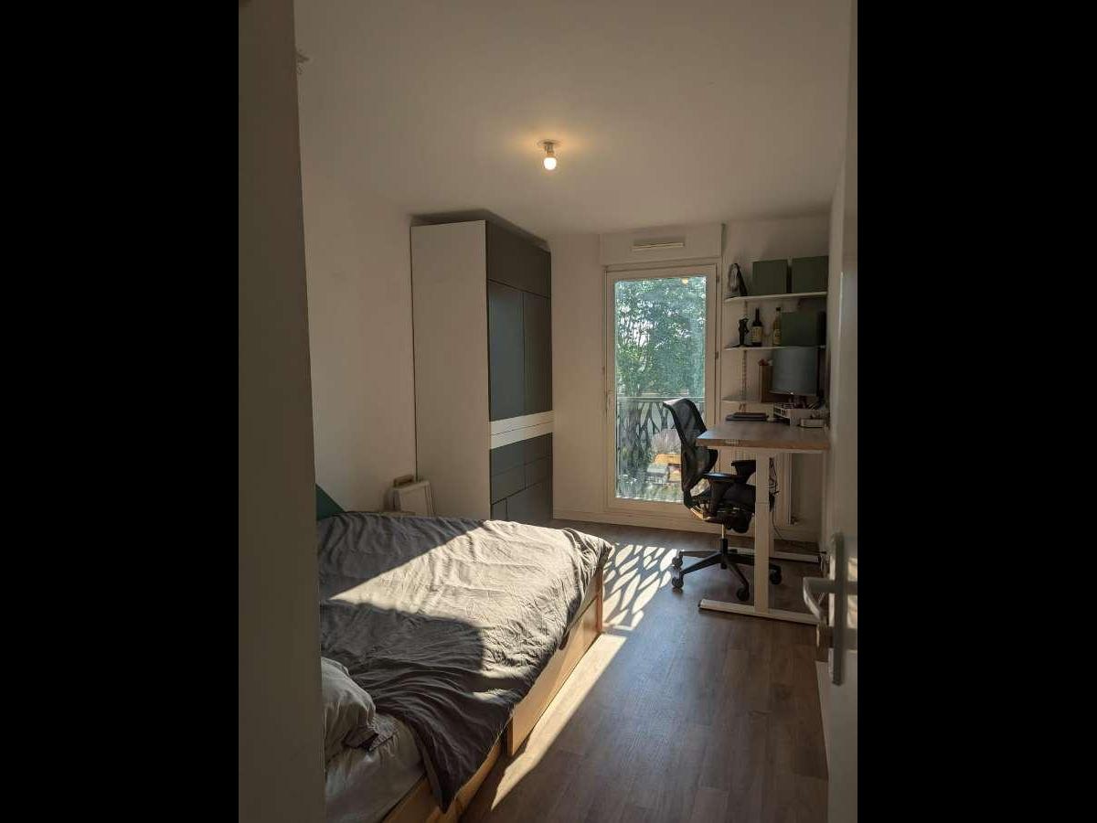 Colocation à Bordeaux : Colocation Bordeaux — chambre meublée · Chartrons · (photo 4/6)