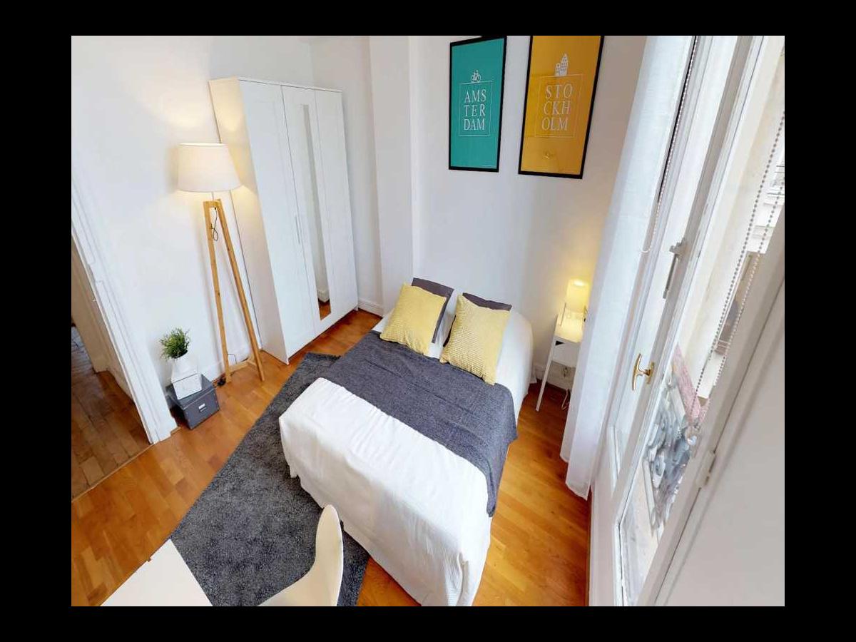 Colocation à Metz — Colocation Metz — chambre meublée · Gare · Colocation à Metz — Colocation Metz — chambre meublée · Gare ·