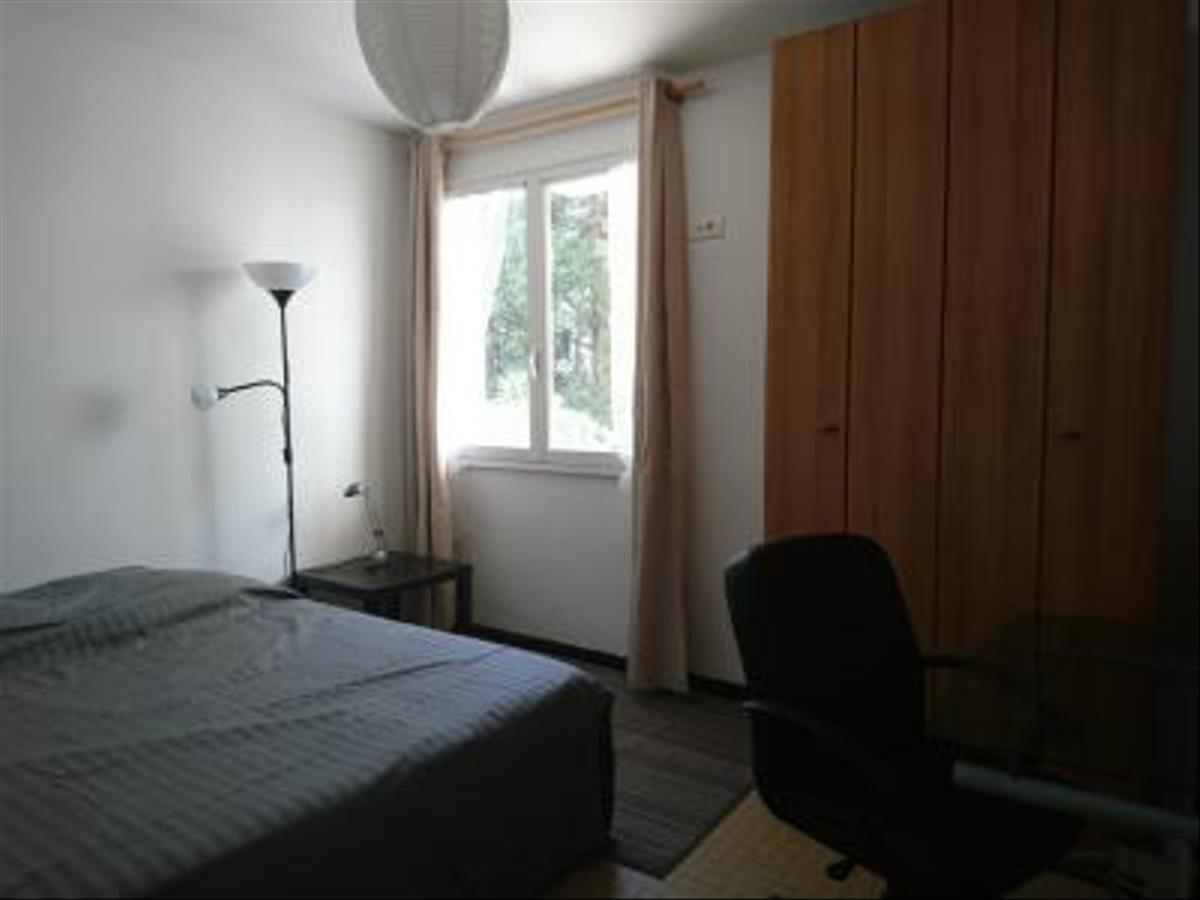 Colocation à Strasbourg : 6 colocs / chambre dans appart 62 m² · Strasbourg (photo 1/6)
