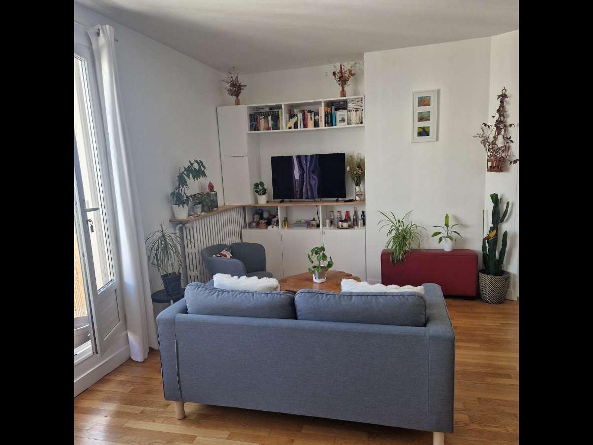Colocation à Montpellier : Colocation Montpellier — chambre meublée · Port Marianne · (photo 3/6)