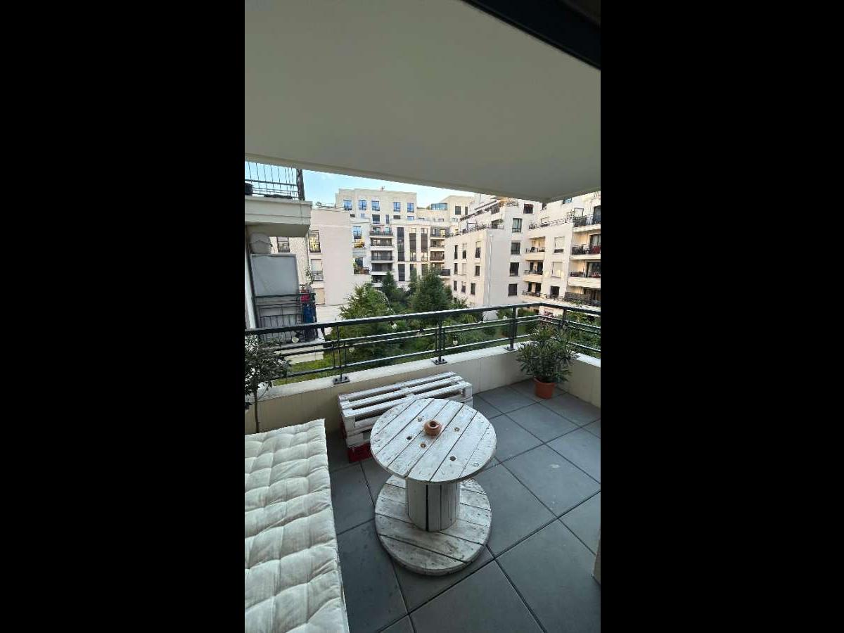Colocation à Orléans — Colocation Orléans — chambre meublée · Châtelet ·