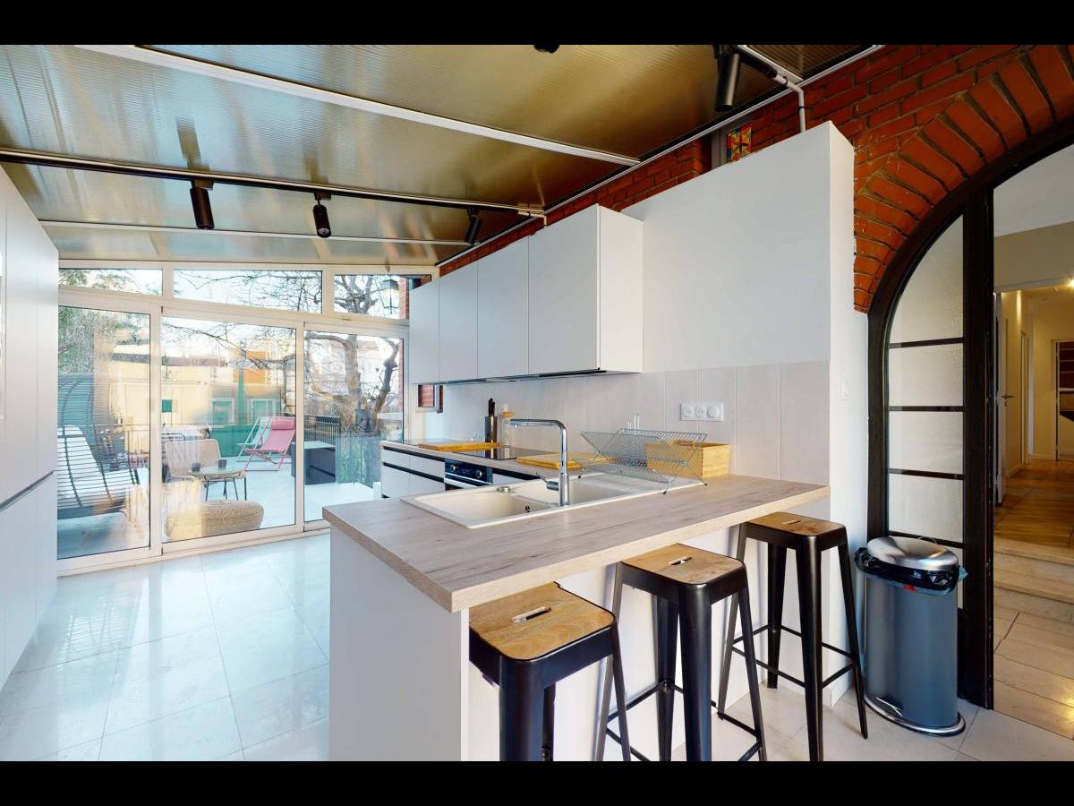 Colocation à Amiens : Chambre avec bureau · Amiens (71 m² le logement) (photo 5/6)