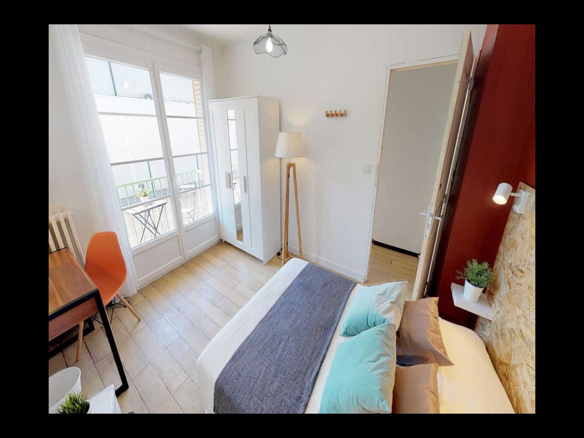 Colocation à Bourges : 4 colocs / chambre dans appart 54 m² · Bourges (photo 3/6)