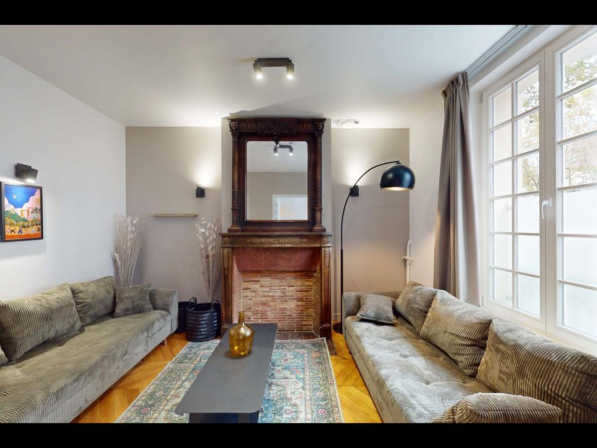 Colocation à Lyon : 3 colocs / chambre dans appart 83 m² · Lyon (photo 2/6)