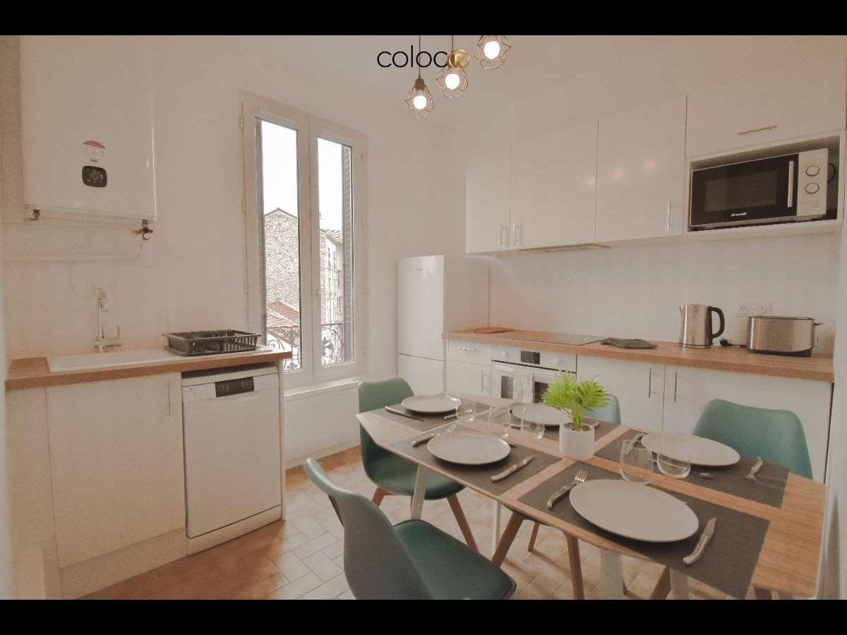 Colocation à Paris : Chambre avec bureau · Paris (72 m² le logement) (photo 4/6)