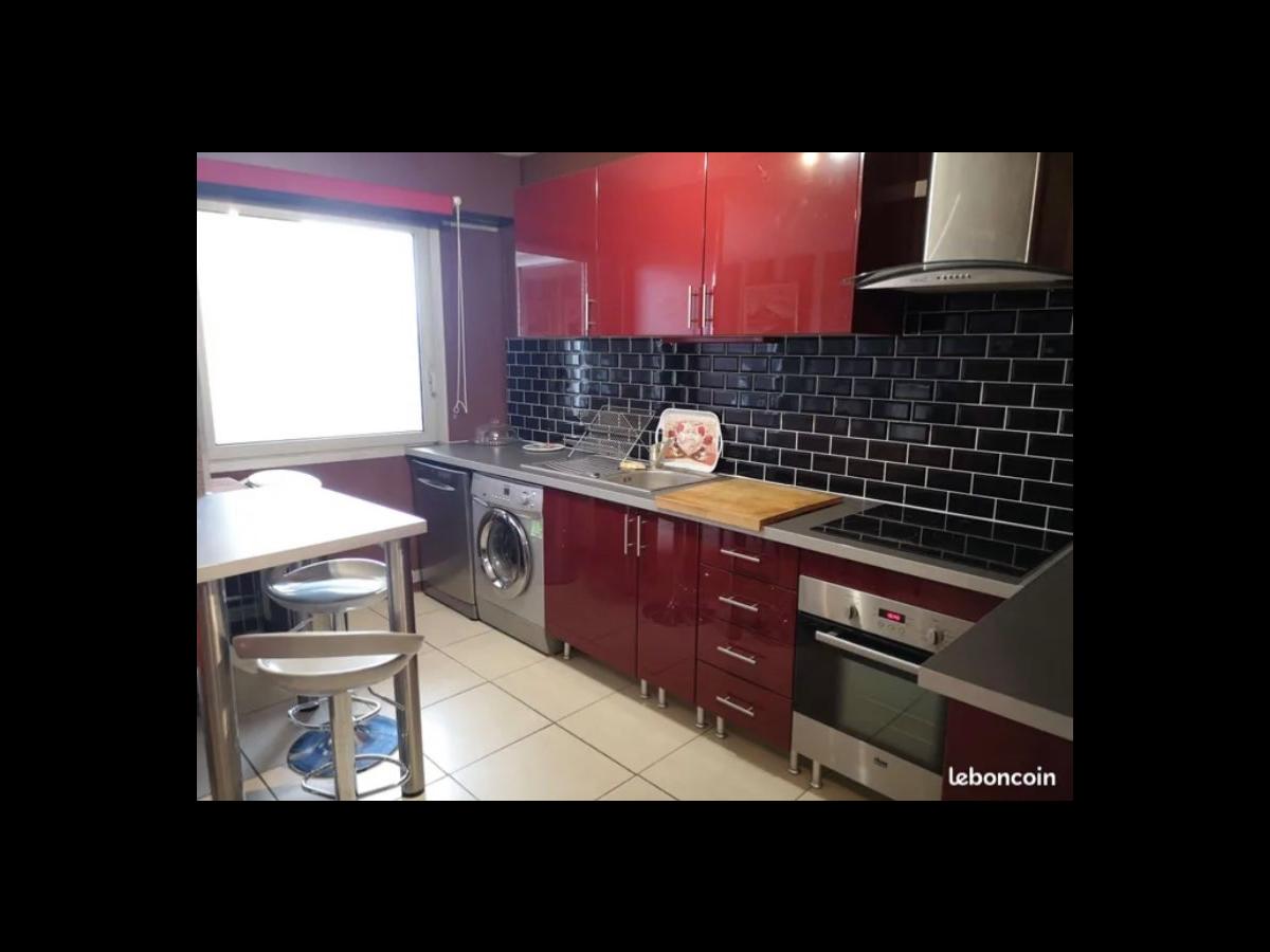 Colocation à Lyon : Chambre lumineuse · Lyon — 4 pièces au total (photo 5/6)