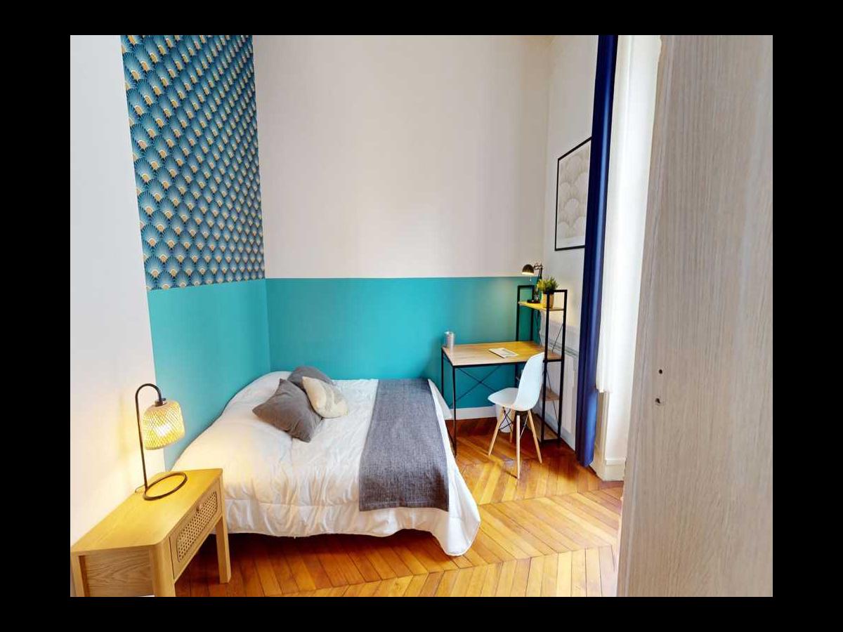 Colocation à Valence — Dispo décembre · coloc calme · Centre · Valence Colocation à Valence — Dispo décembre · coloc calme · Centre · Valence