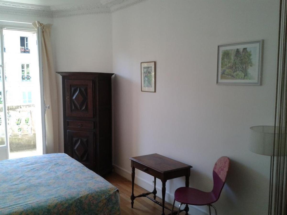 Colocation à Lorient — 2 colocs / chambre dans appart 35 m² · Lorient Colocation à Lorient — 2 colocs / chambre dans appart 35 m² · Lorient
