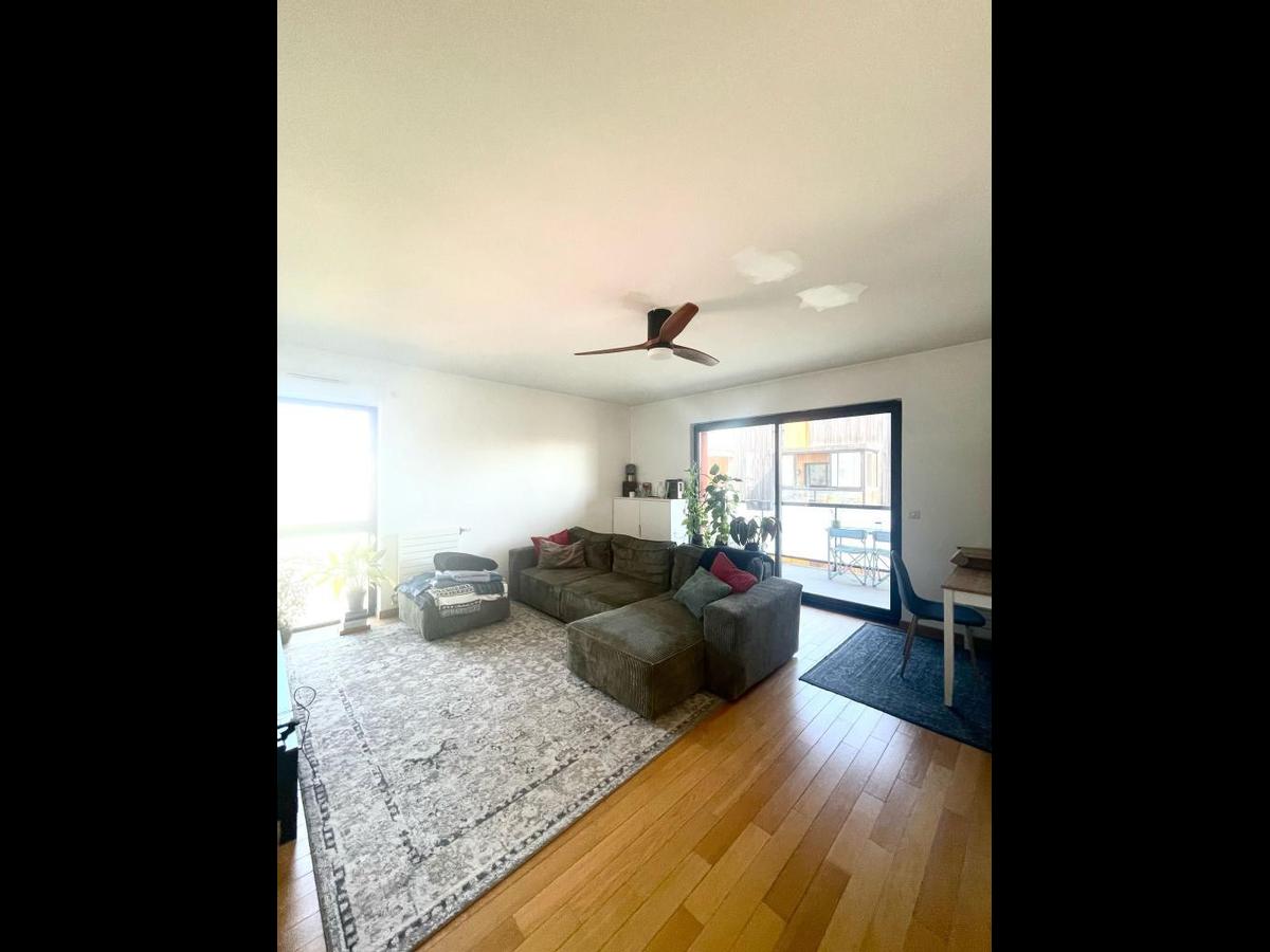 Colocation à Montpellier : Chambre lumineuse · Montpellier — 5 pièces au total (photo 5/6)