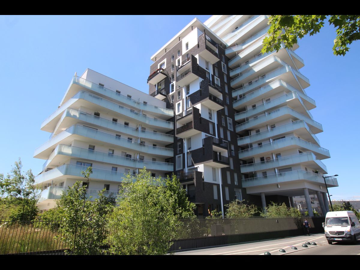 Colocation à Valence — Appartement 6 pièces · 82 m² — Polygone · Valence Colocation à Valence — Appartement 6 pièces · 82 m² — Polygone · Valence