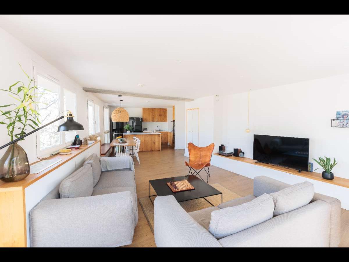 Colocation à Bourges — Appartement 3 pièces · 78 m² — Centre · Bourges Colocation à Bourges — Appartement 3 pièces · 78 m² — Centre · Bourges