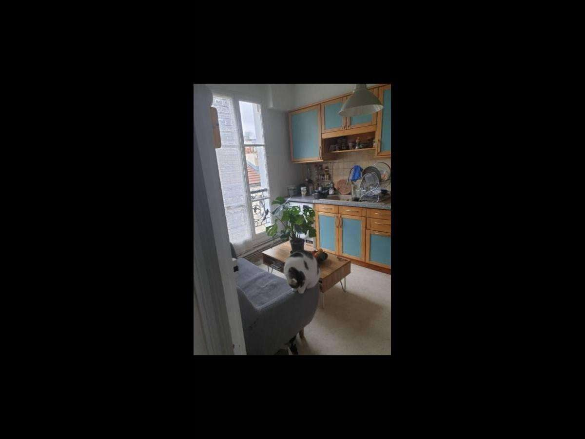 Colocation à Nantes — 2 colocs / chambre dans appart 96 m² · Nantes Colocation à Nantes — 2 colocs / chambre dans appart 96 m² · Nantes