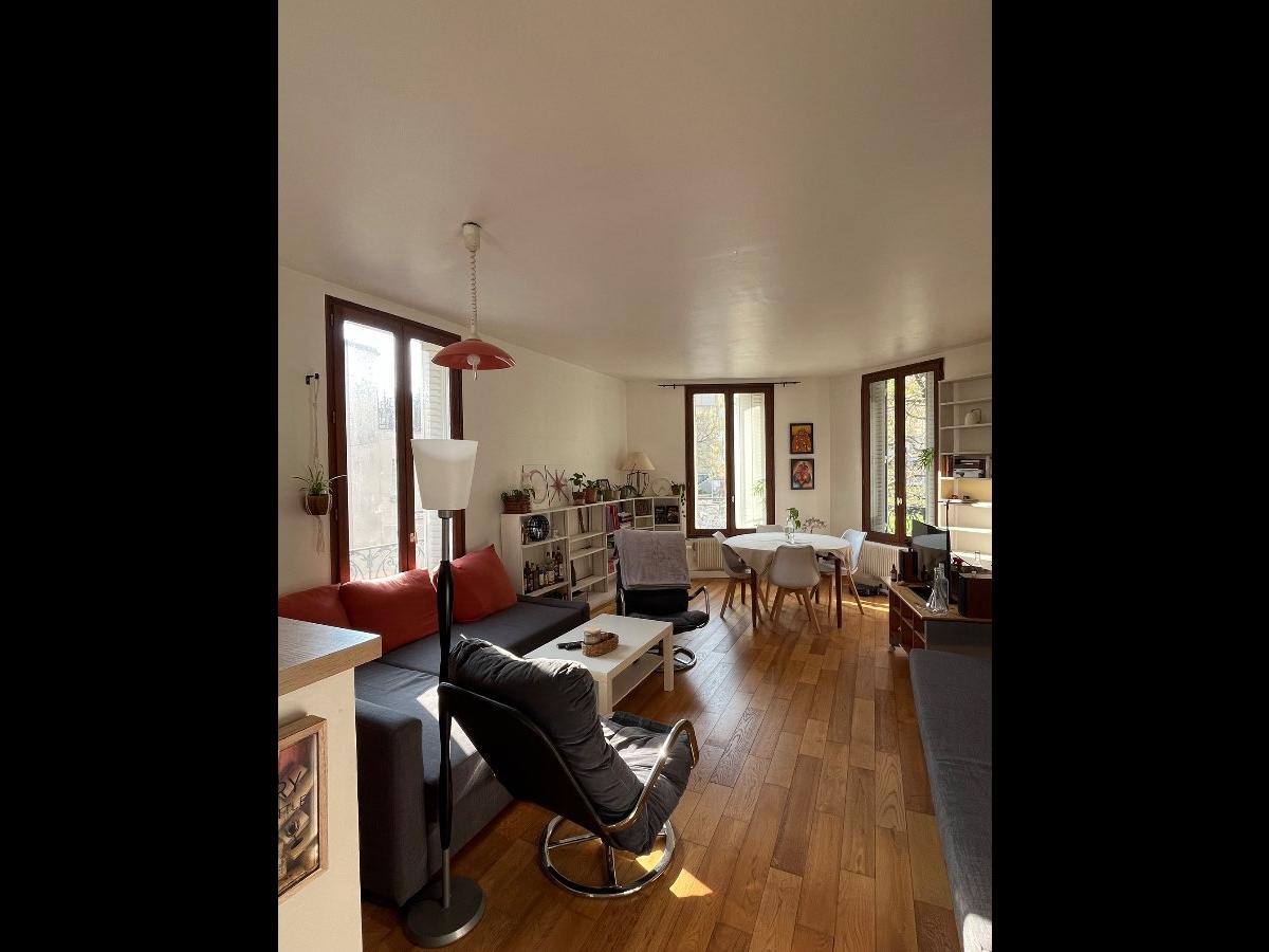 Colocation à Besançon — Colocation Besançon — chambre meublée · Battant · Colocation à Besançon — Colocation Besançon — chambre meublée · Battant ·