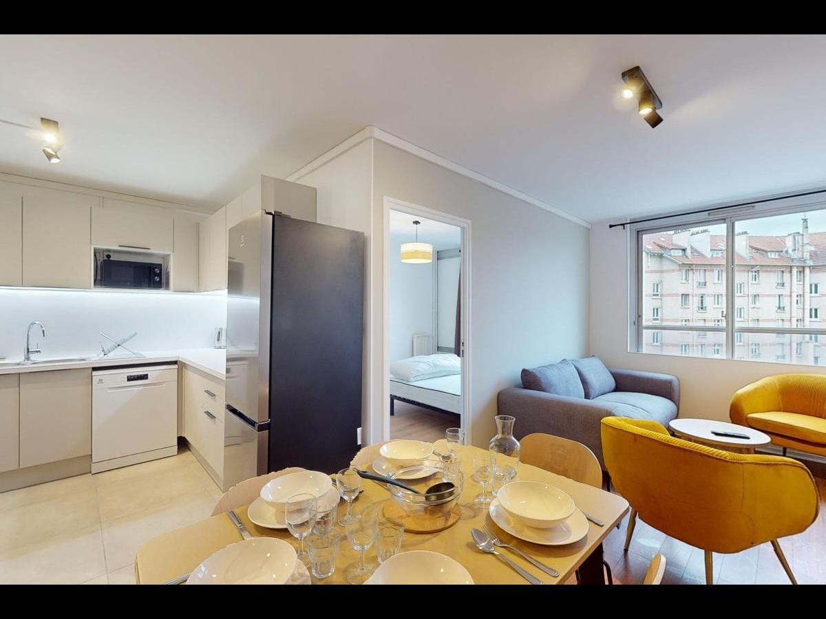 Colocation à Paris : Dispo avril · coloc calme · Alésia · Paris (photo 2/6)