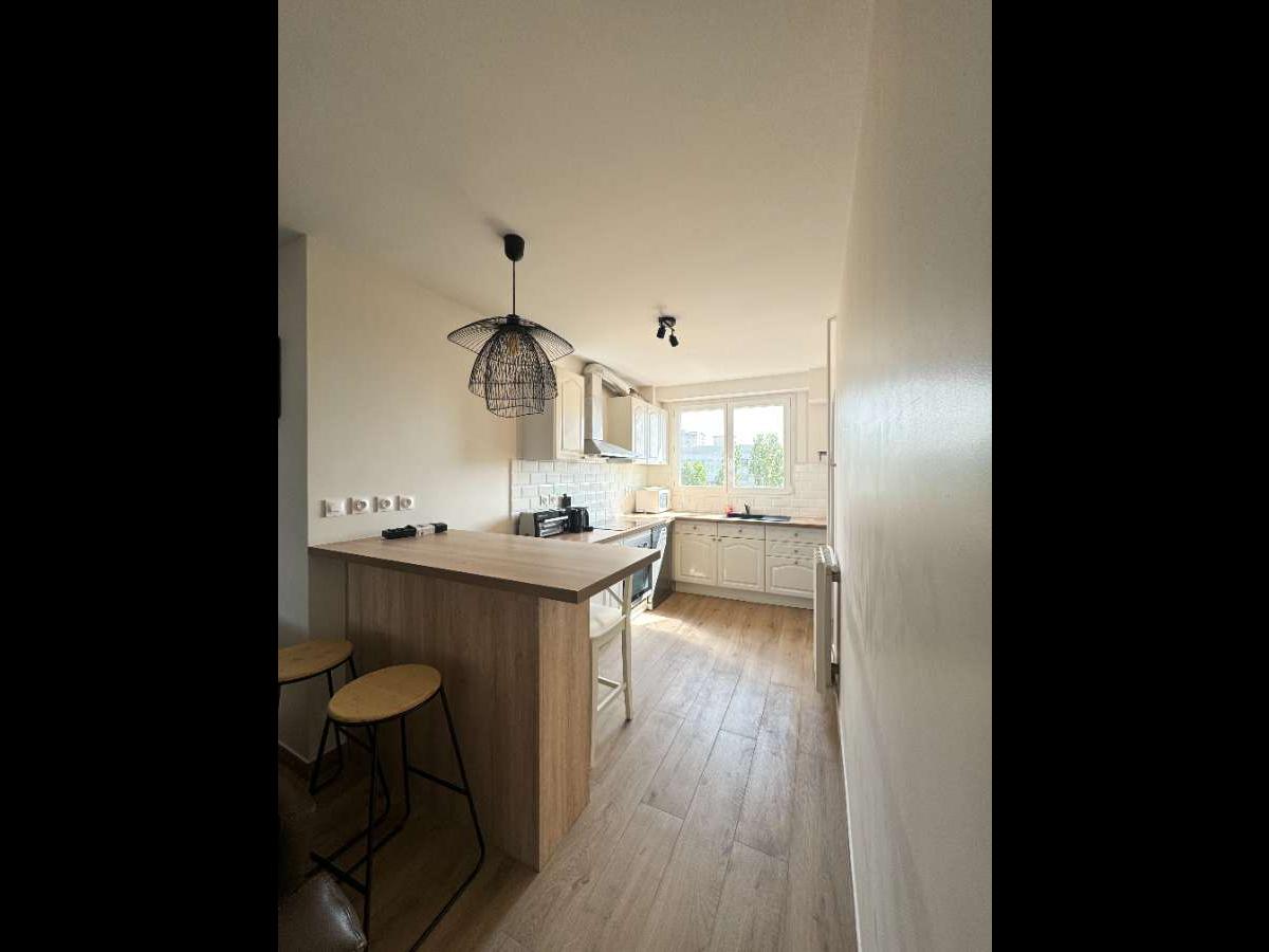 Colocation à Strasbourg : Dispo août · coloc calme · Grande Île · Strasbourg (photo 2/6)
