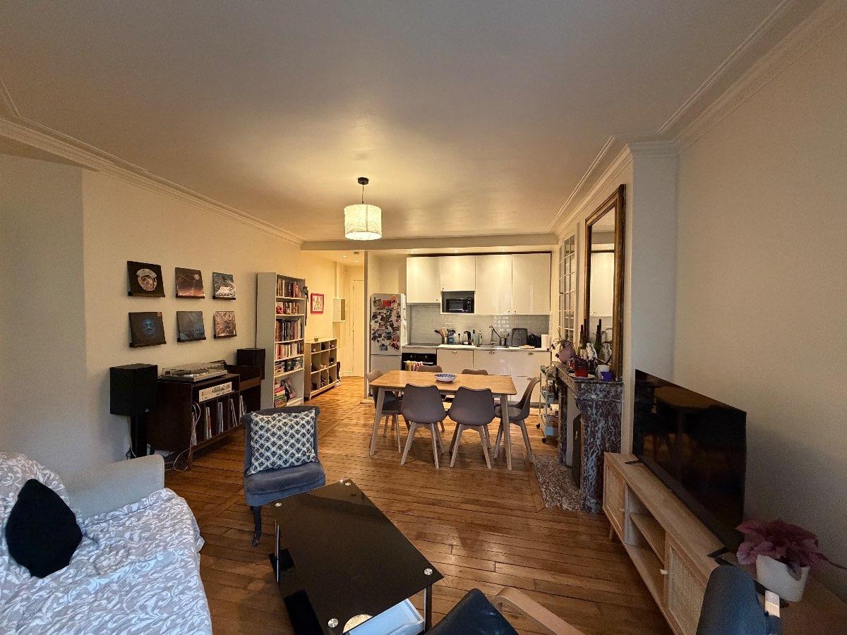 Colocation à Brest : Chambre lumineuse · Brest — 2 pièces au total (photo 3/6)