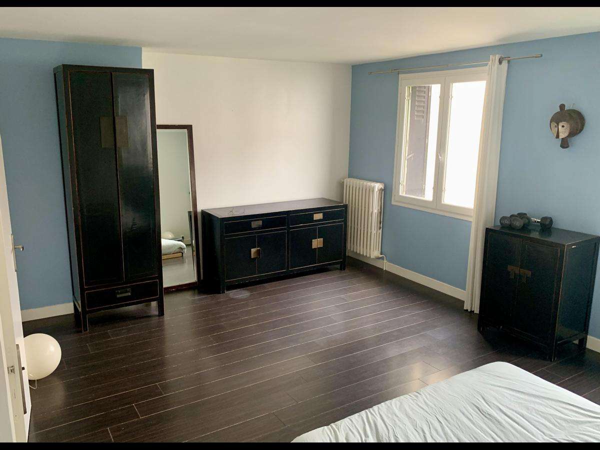 Colocation à Lorient — Chambre lumineuse · Lorient — 2 pièces au total Colocation à Lorient — Chambre lumineuse · Lorient — 2 pièces au total