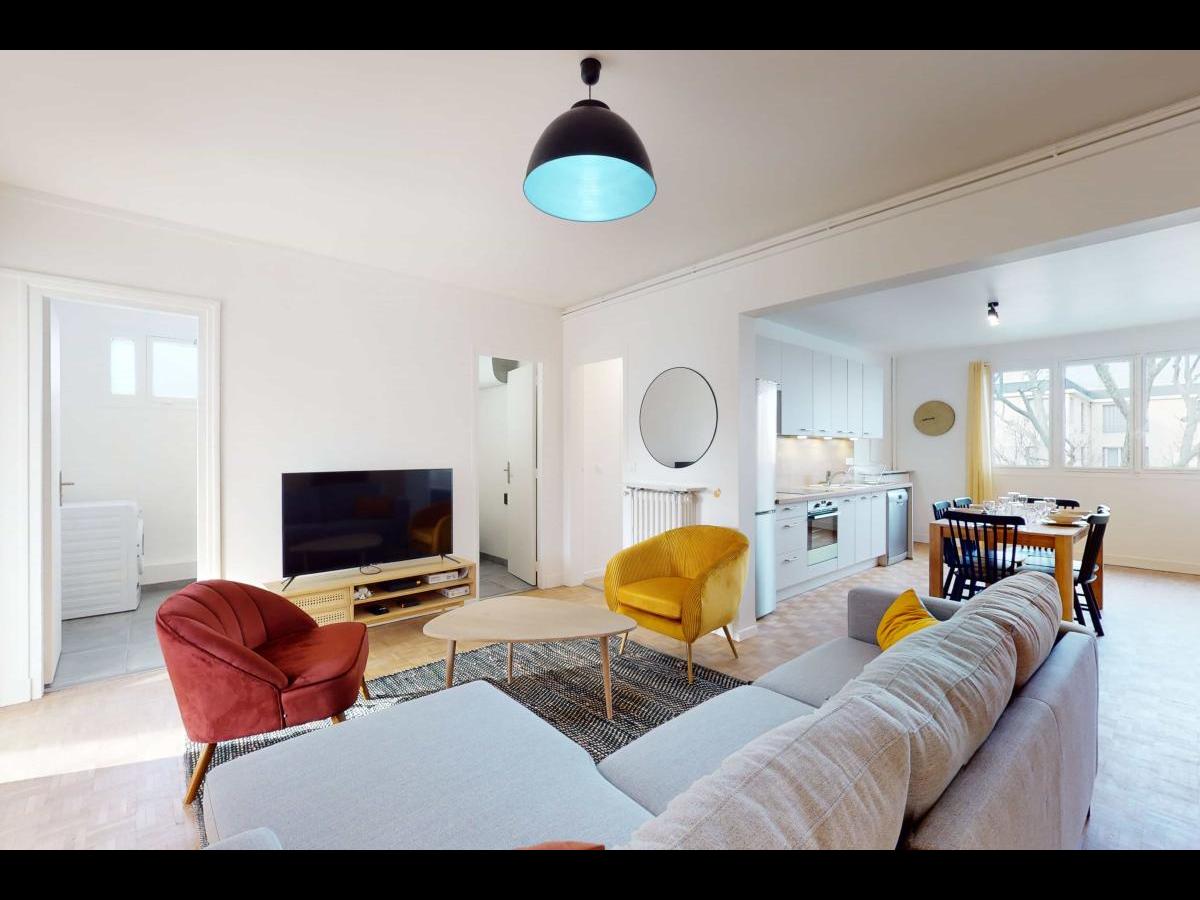 Colocation à Bourges : Appartement 3 pièces · 78 m² — Centre · Bourges (photo 3/6)