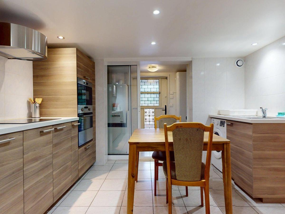 Colocation à Montpellier : 8 colocs / chambre dans appart 36 m² · Montpellier (photo 2/6)