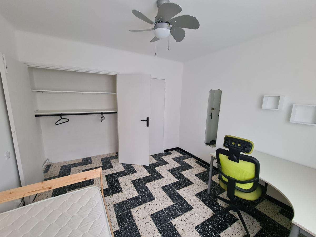 Colocation à Montreuil : Dispo décembre · coloc calme · Centre · Montreuil (photo 5/6)