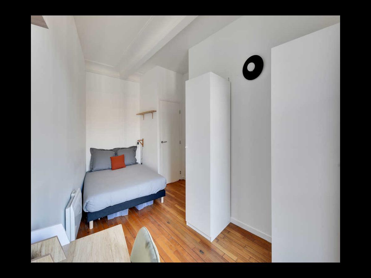 Colocation à Lyon — 7 colocs / chambre dans appart 80 m² · Lyon