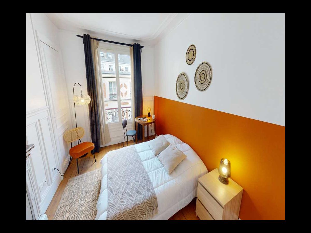 Colocation à Avignon : Chambre lumineuse · Avignon — 5 pièces au total (photo 5/6)