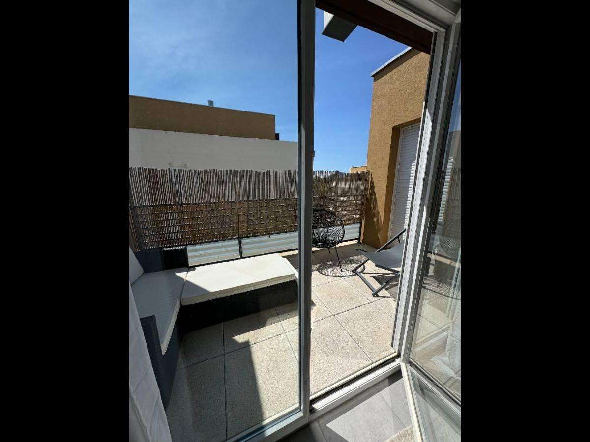 Colocation à La Rochelle — Dispo octobre · coloc calme · La Rochelle Colocation à La Rochelle — Dispo octobre · coloc calme · La Rochelle